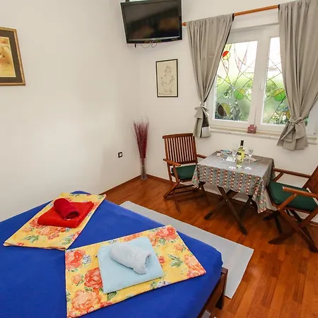 Finida Apartment *